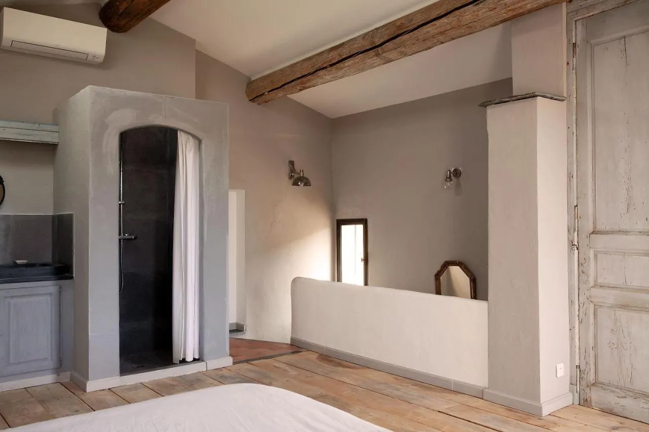 La Maizon Bed & Breakfast Mazan 0*,