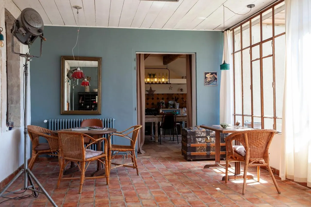 Bed and Breakfast la maiZon à Mazan France